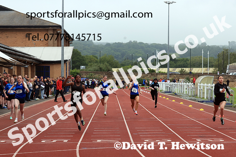Girls 100 metres, 2025 Northumberland Schools Track and Fields, Wentworth, Hexham. Photo: David T. Hewitson/Sports for All Pics